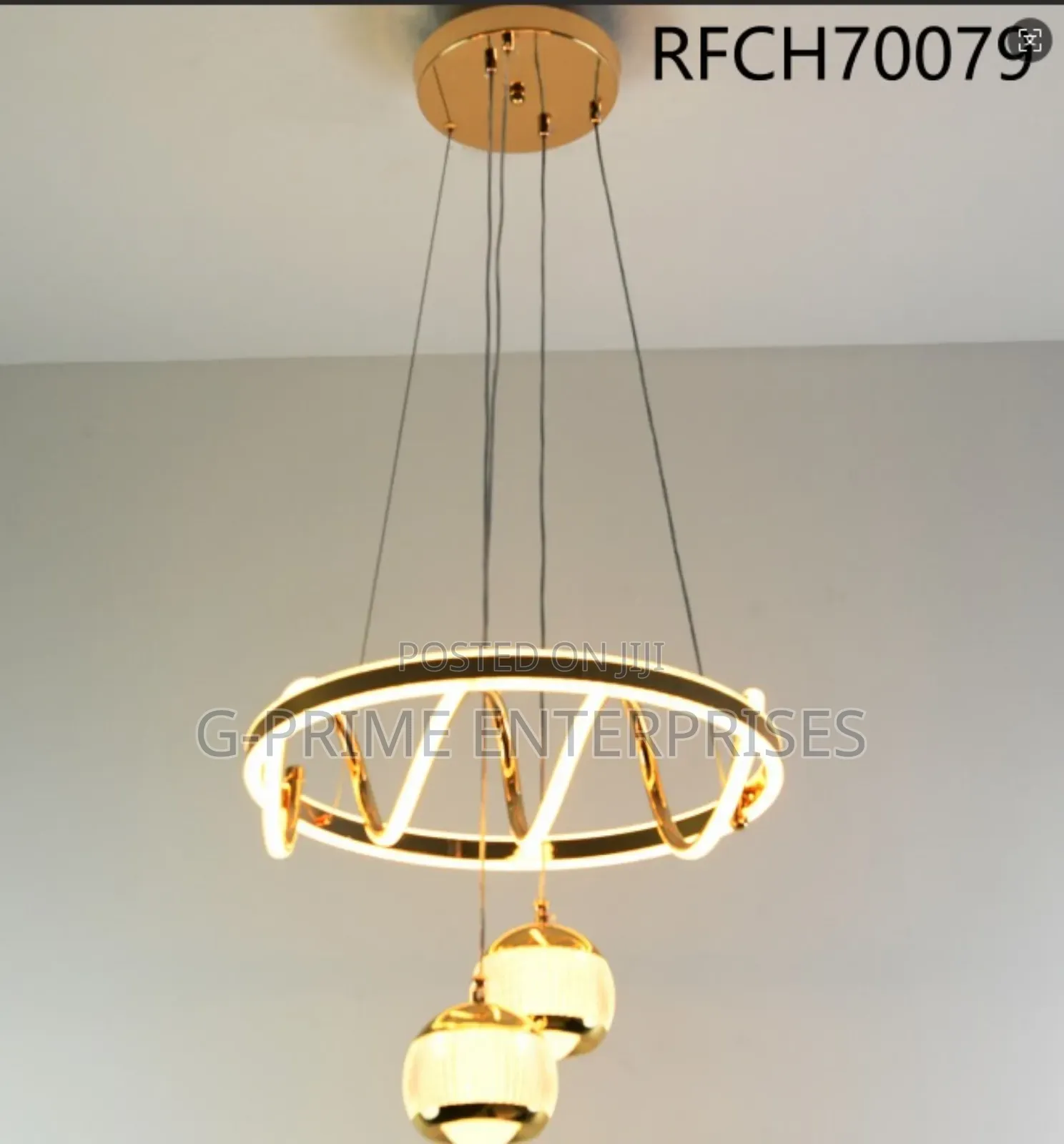 Wavy Ring Pendant Chandelier