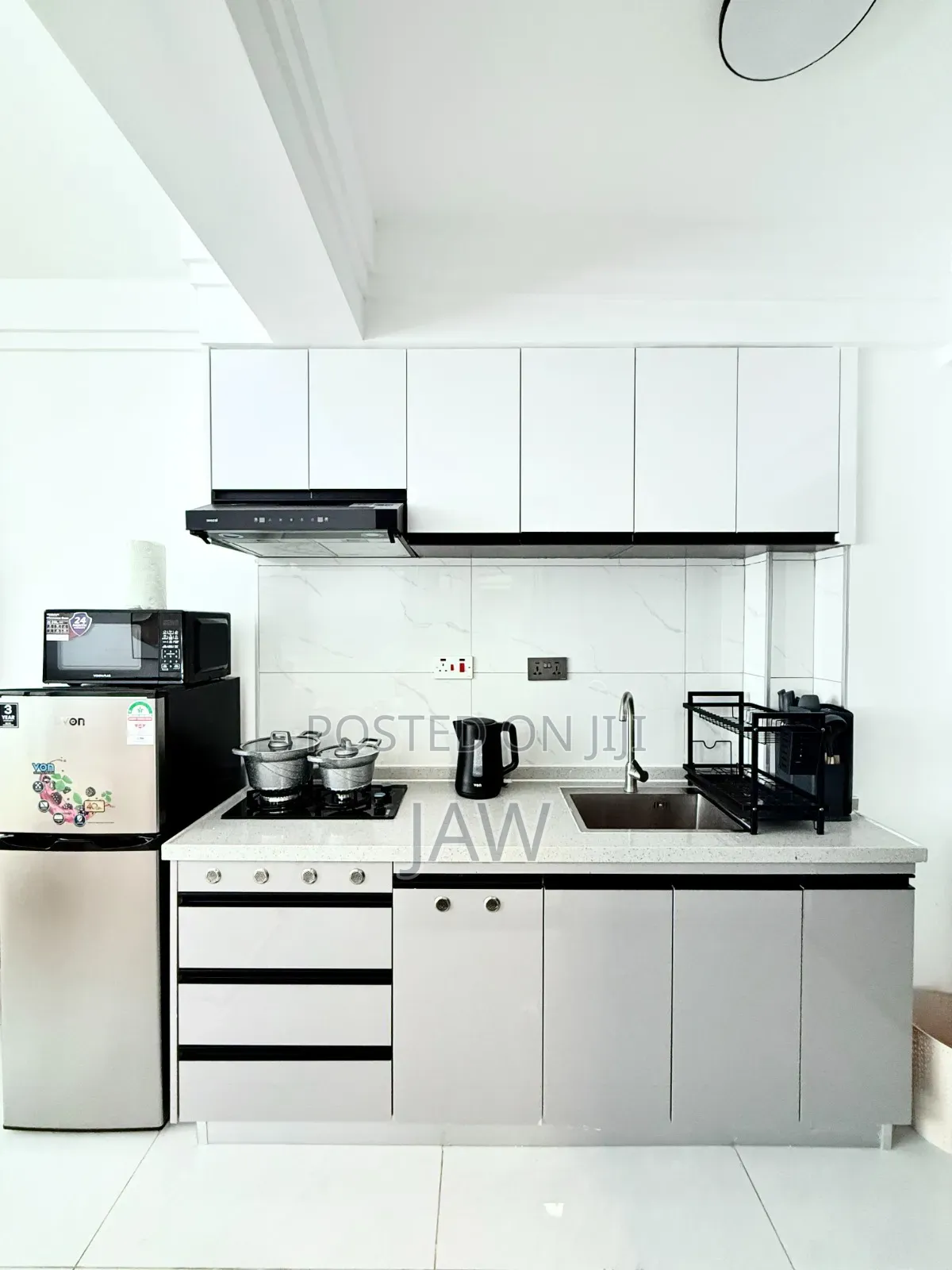 Airbnb in Westlands Road No.23