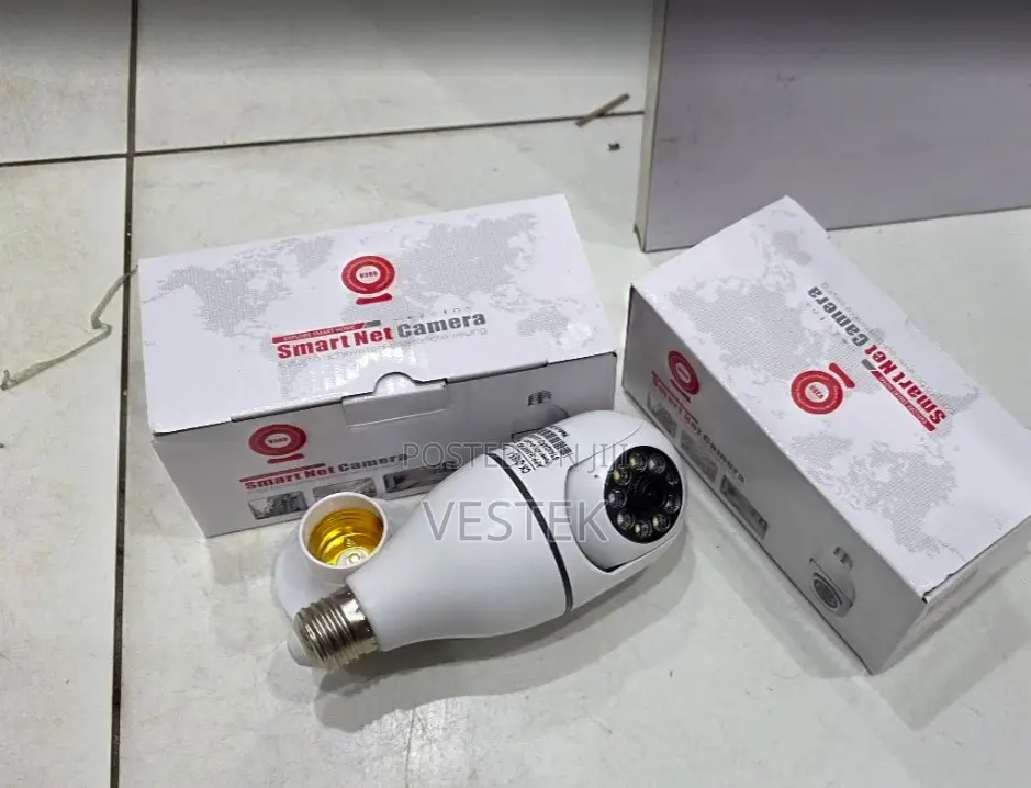 V380pro Bulb Camera Tracking Color Night Vision Motion Detection Alarm