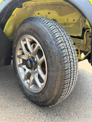 Suzuki Jimny 2022 Yellow