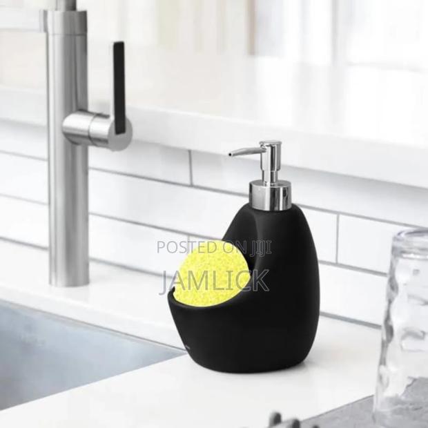 Single Cube Ceramic Lotion/Soap Dispenser + Wash Pad Sponge – Pm - thumbnail 3