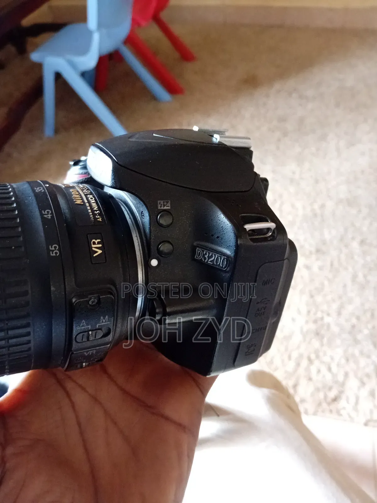 Camera Nikoni
