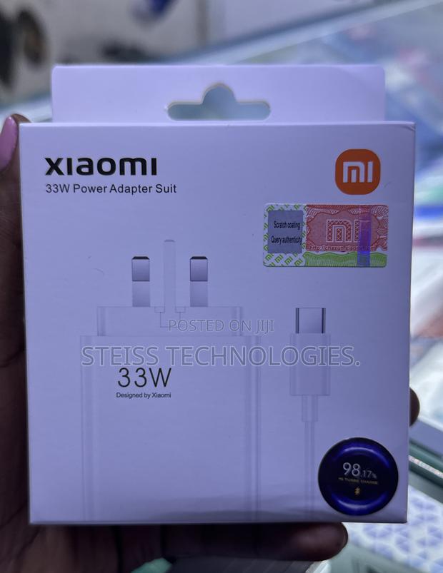 33w Xiaomi Fast Charger - main view