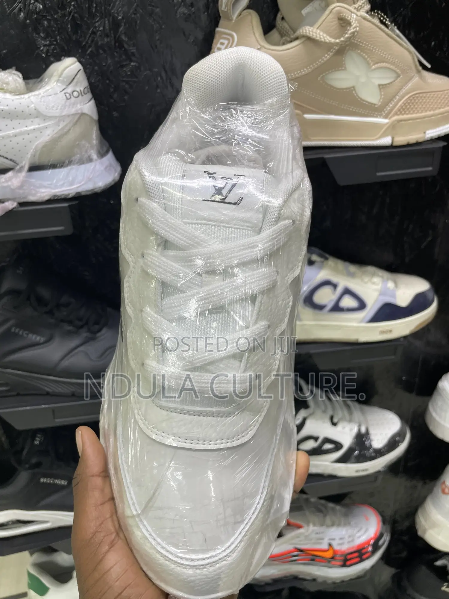 Louis Vuitton Classic Sneakers