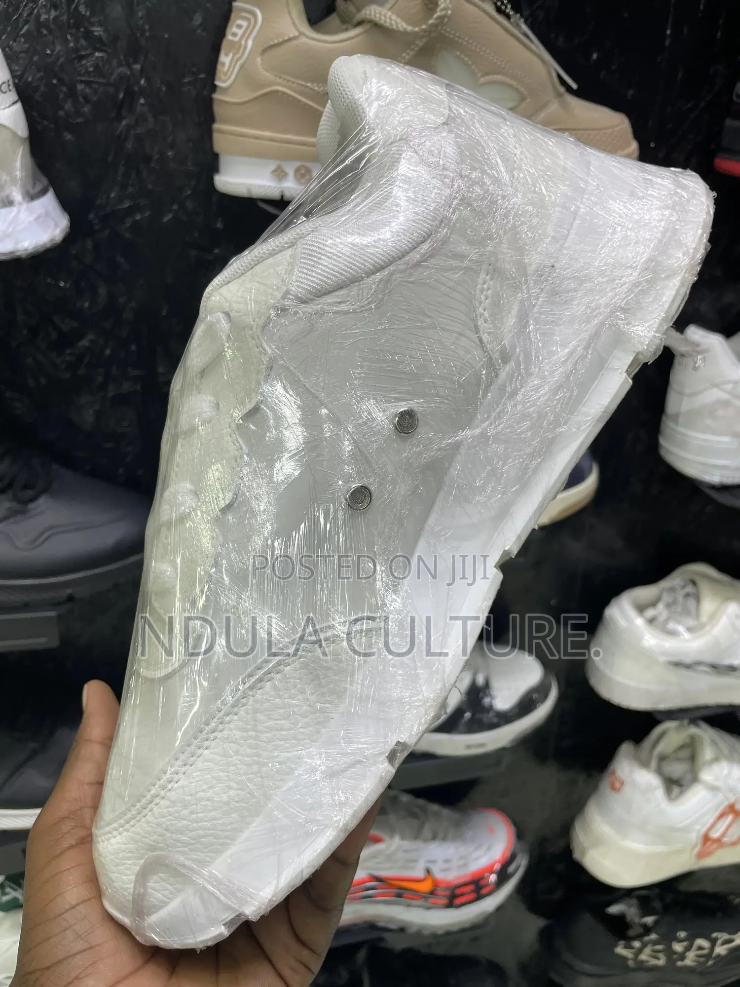 Louis Vuitton Classic Sneakers