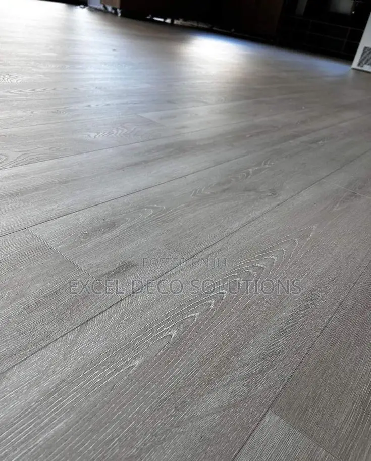 SPC Flooring for Living Room, Office, Shop and Apartment Floors