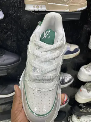 Louis Vuitton Classic Sneakers