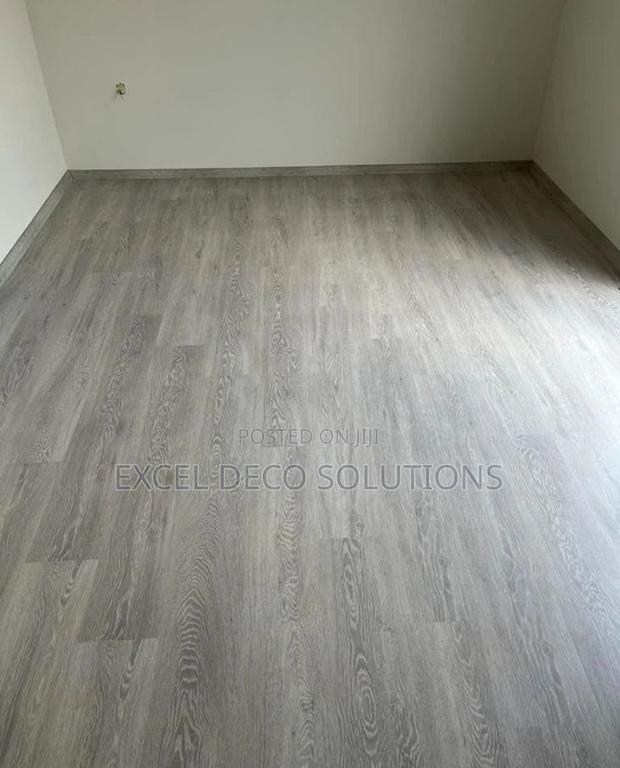 Durable SPC Waterproof Flooring for Modern Interior Floor Finishing