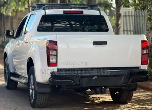 Isuzu D-MAX 2018 White