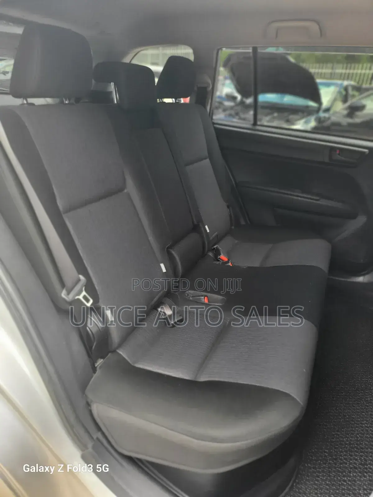Toyota Corolla Fielder 1.5 Hybrid FWD 2019 Silver