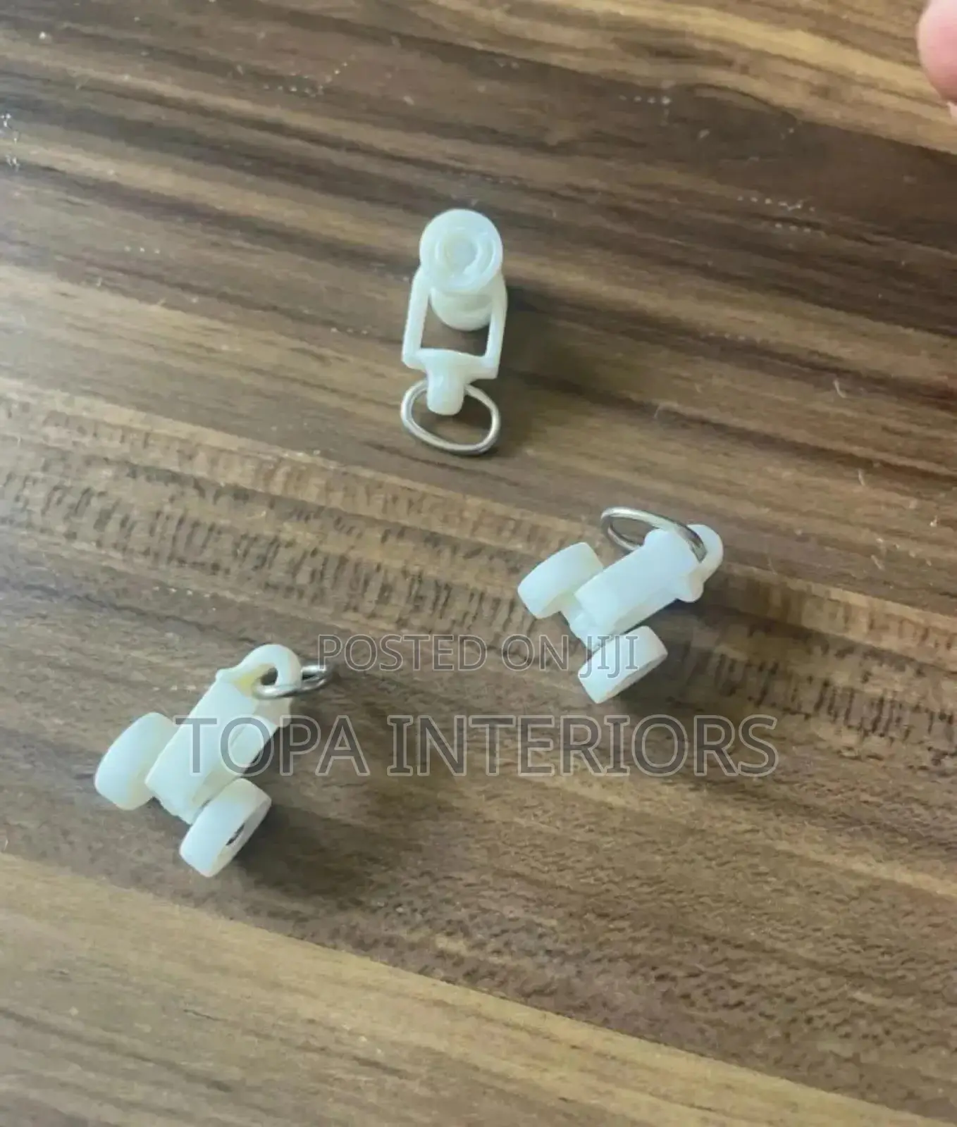 Plastic Silent Drapery Curtain Track Sliding Runners
