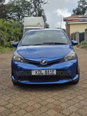 Toyota Vitz 2015 Blue