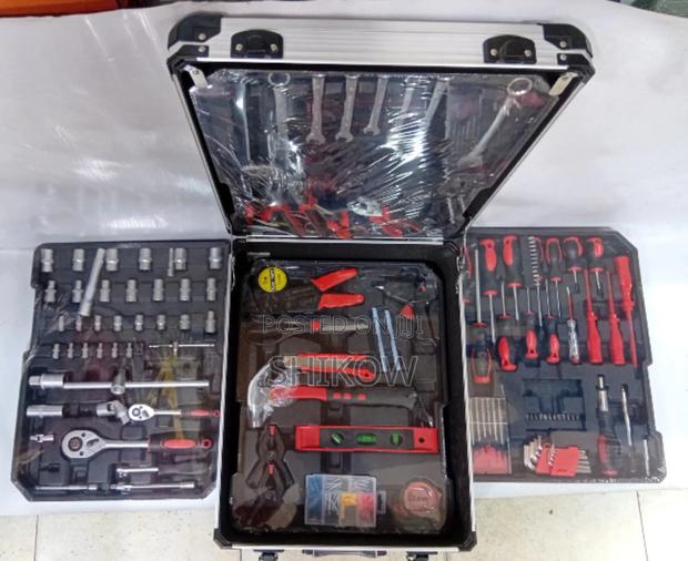Organized 187pcs Tool Set Case