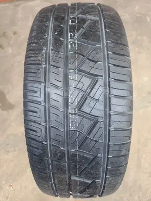 275 /55 R17 Maxxis Tyres 109v Escapade Euc
