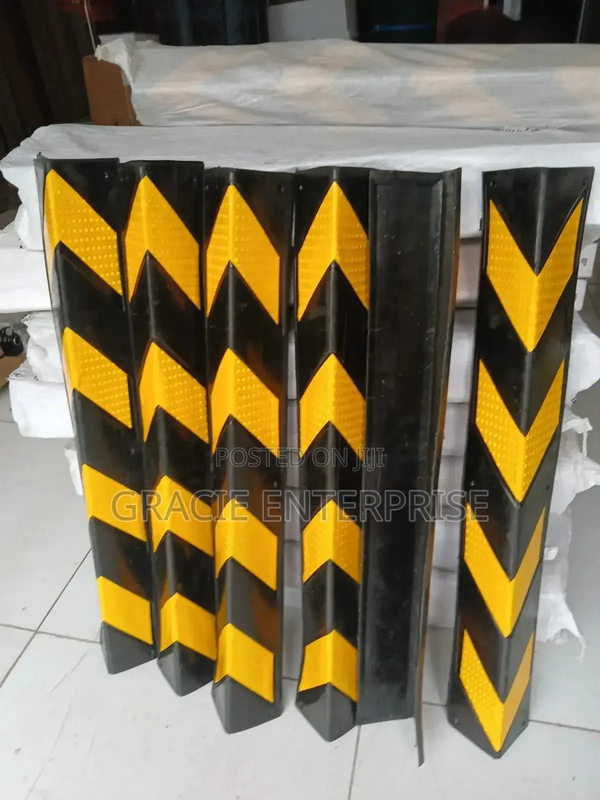 Rubber Corner Guards/ Rubber Protection Guards