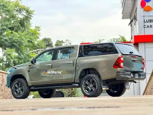 Toyota Hilux Revo Smart Cab Deisel 2.8 AWD 2021 Green