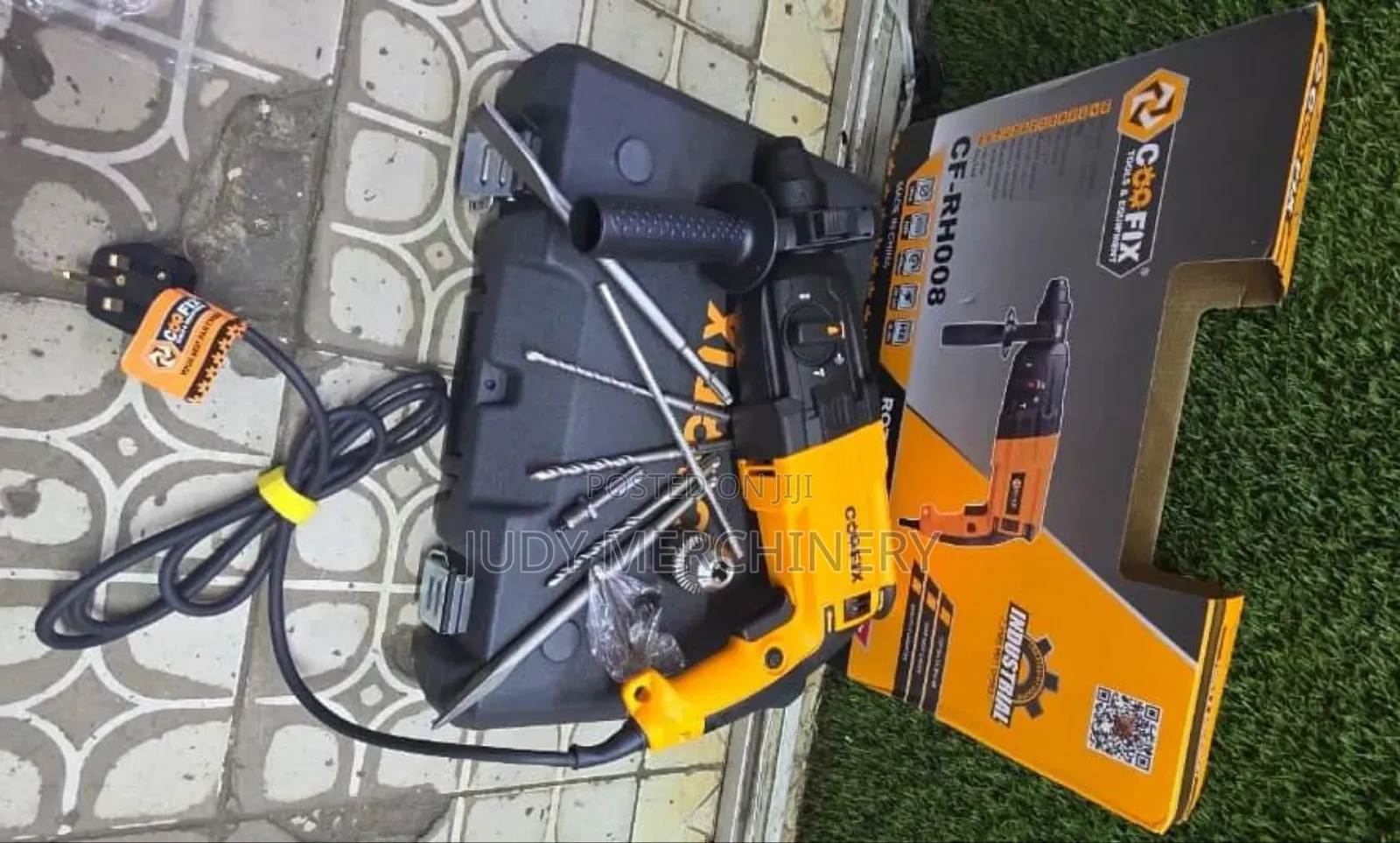 Rotary Hammer 850 Watts- With Extra Chunk