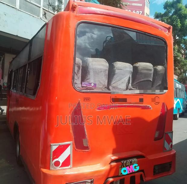 Isuzu NQR 2019 Orange - thumbnail 3