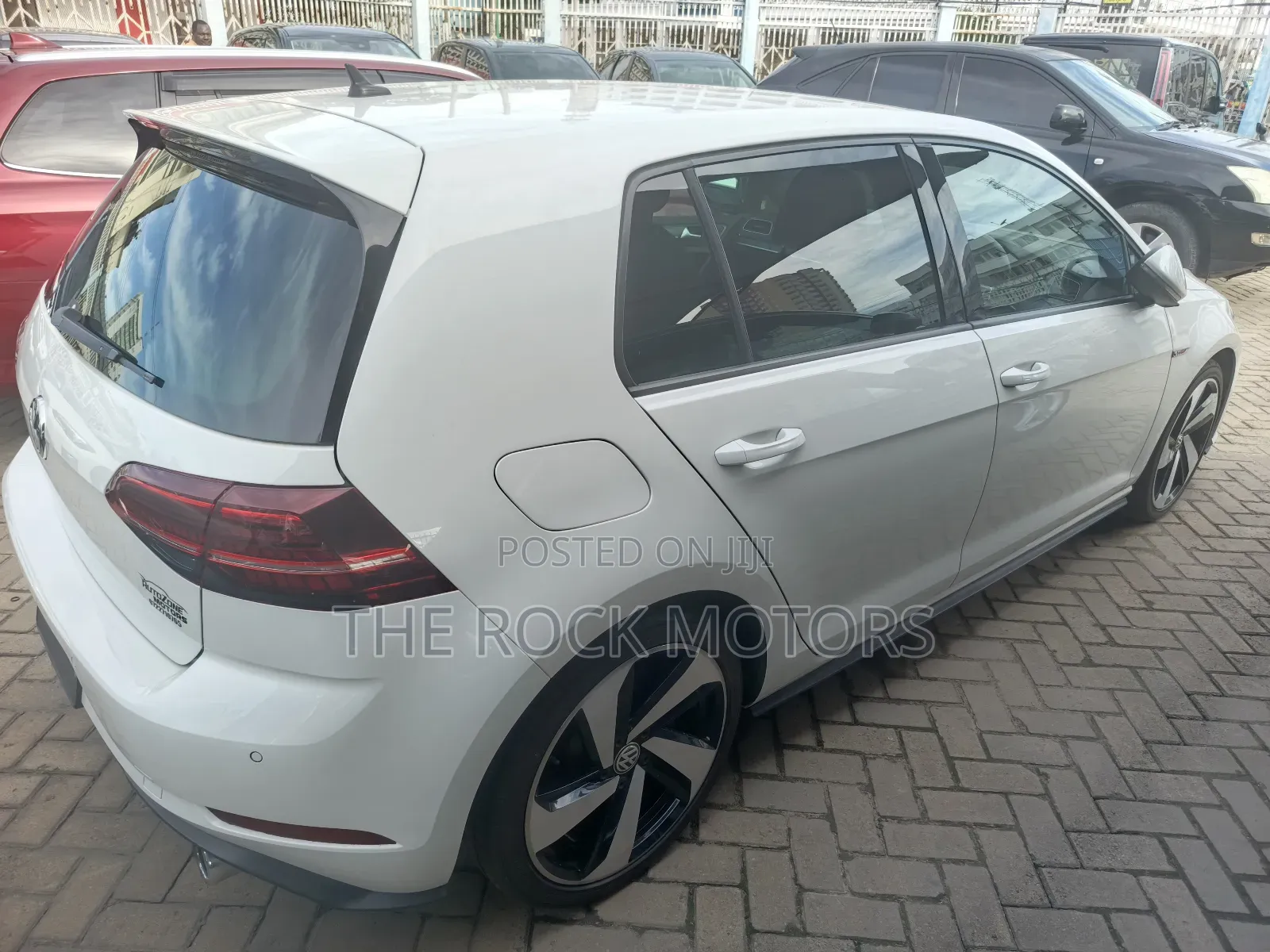 Volkswagen Golf 2018 White