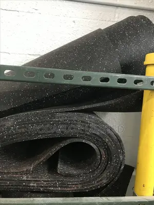 Spackled Rubber Flooring Roll – Perfect for Gyms Garages