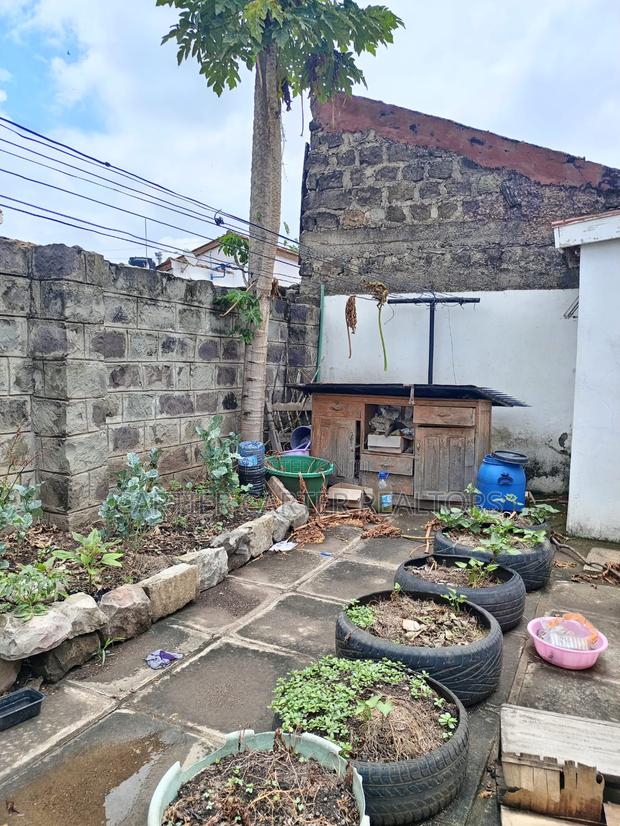 3bdrm Bungalow in Buruburu for sale - thumbnail 3