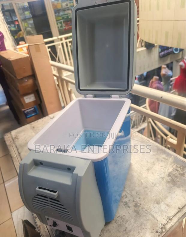 Portable Electronic 7.5l Refrigerator - thumbnail 2