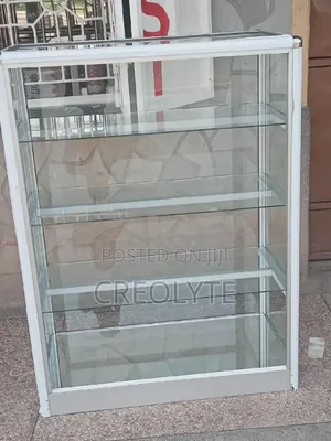 Four Feet Shop Display Counter