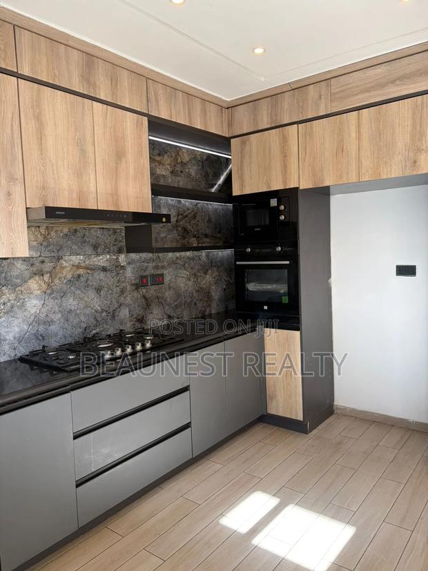 3bdrm Apartment in Valley Arcade for sale - thumbnail 11