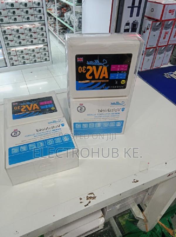 30 Amps(Avs30) Automatic Voltage Switcher