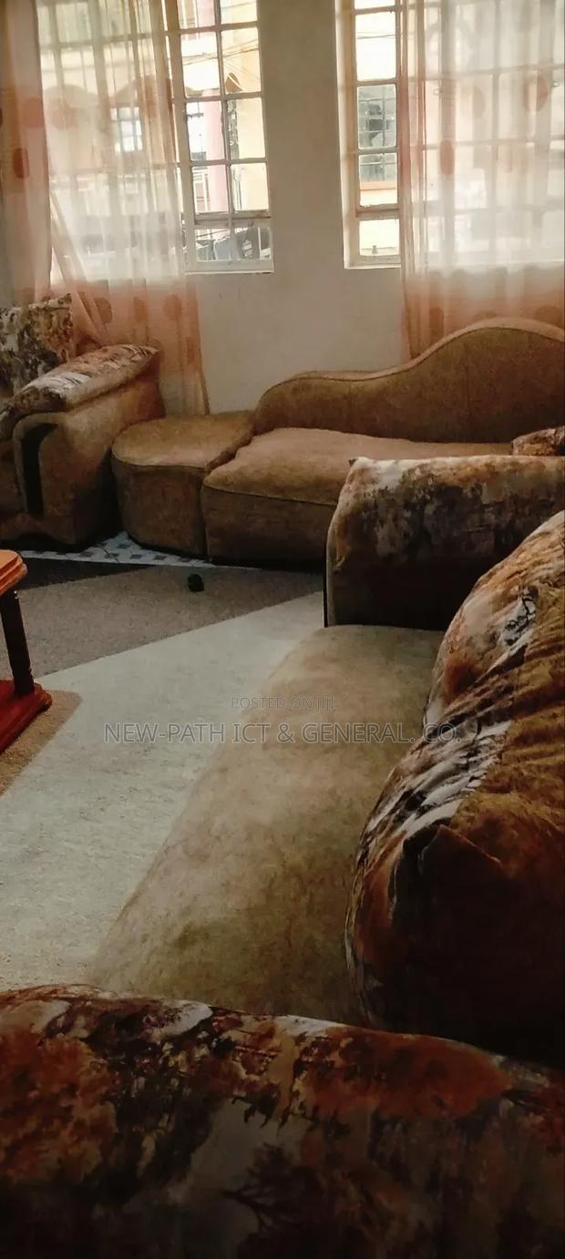 7 Seater Sofa Set on Quick Sale, Thika