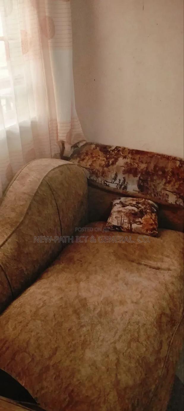 7 Seater Sofa Set on Quick Sale, Thika - thumbnail 3