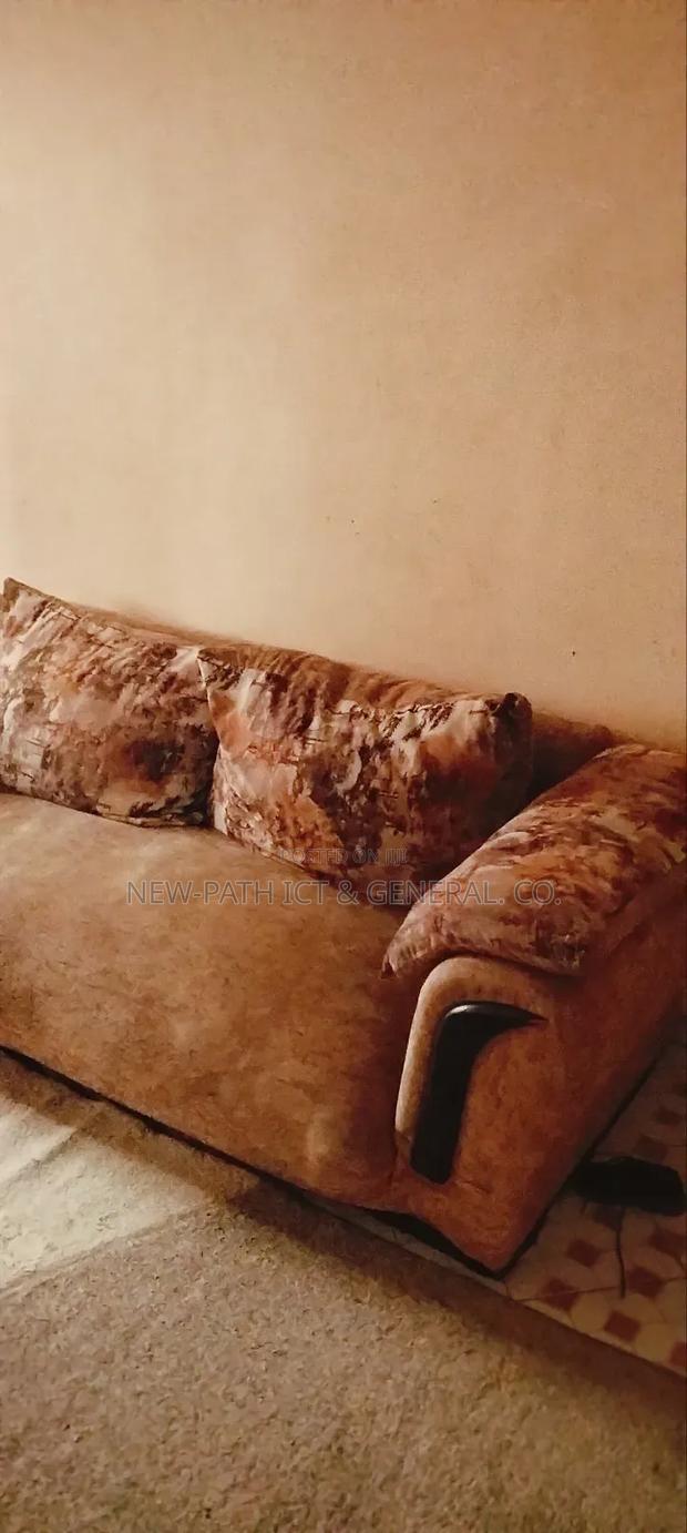 7 Seater Sofa Set on Quick Sale, Thika - thumbnail 7