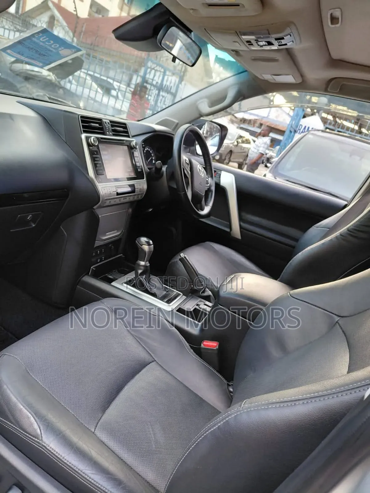Toyota Land Cruiser Prado 2019 Off white