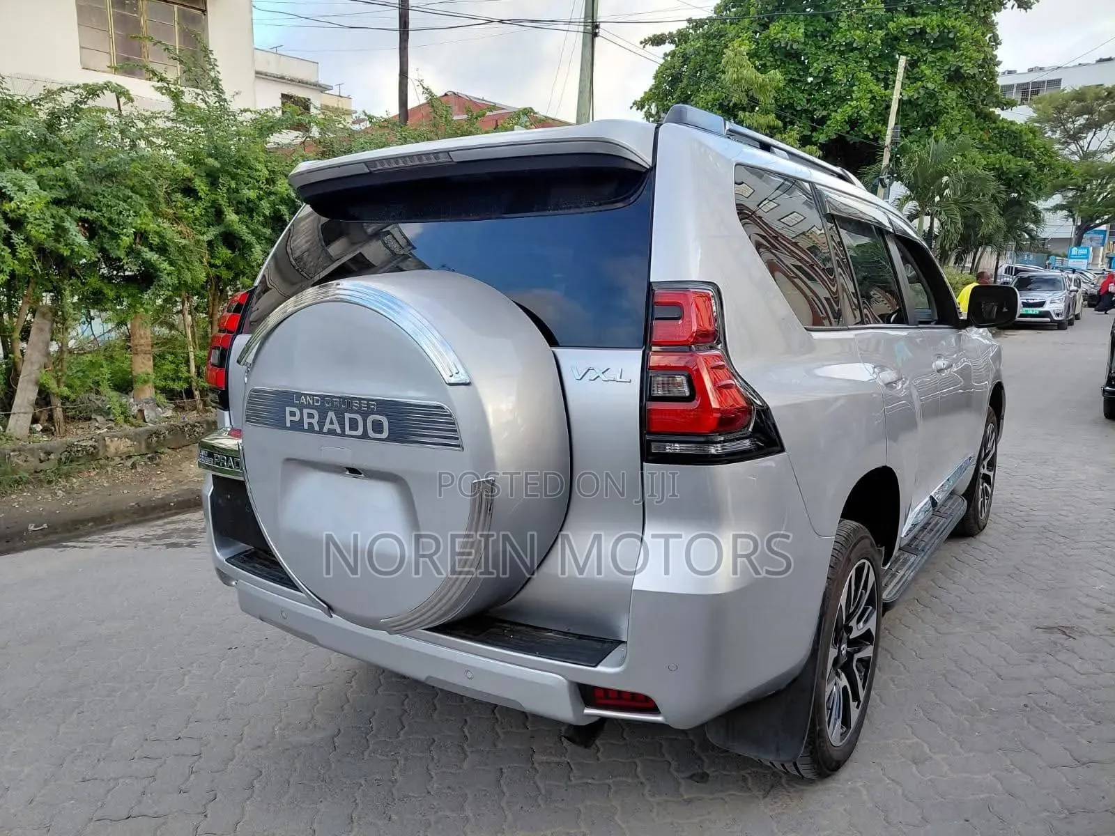 Toyota Land Cruiser Prado 2019 Off white
