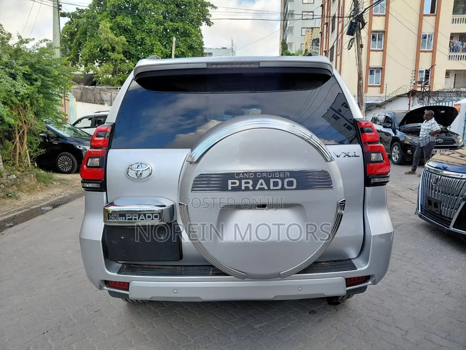 Toyota Land Cruiser Prado 2019 Off white