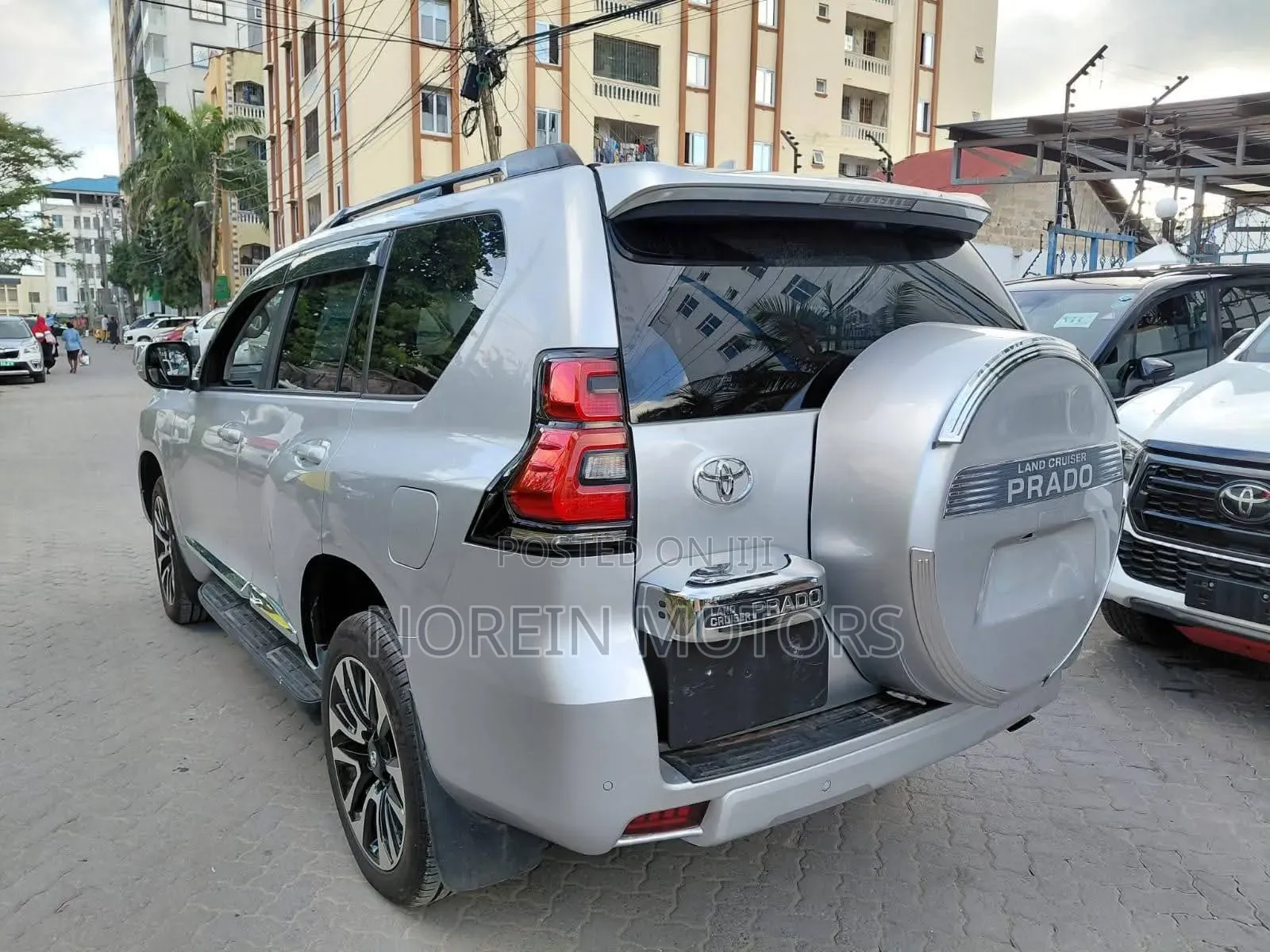 Toyota Land Cruiser Prado 2019 Off white