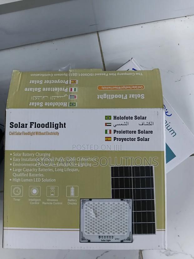 100w Solar Floodlight - thumbnail 2