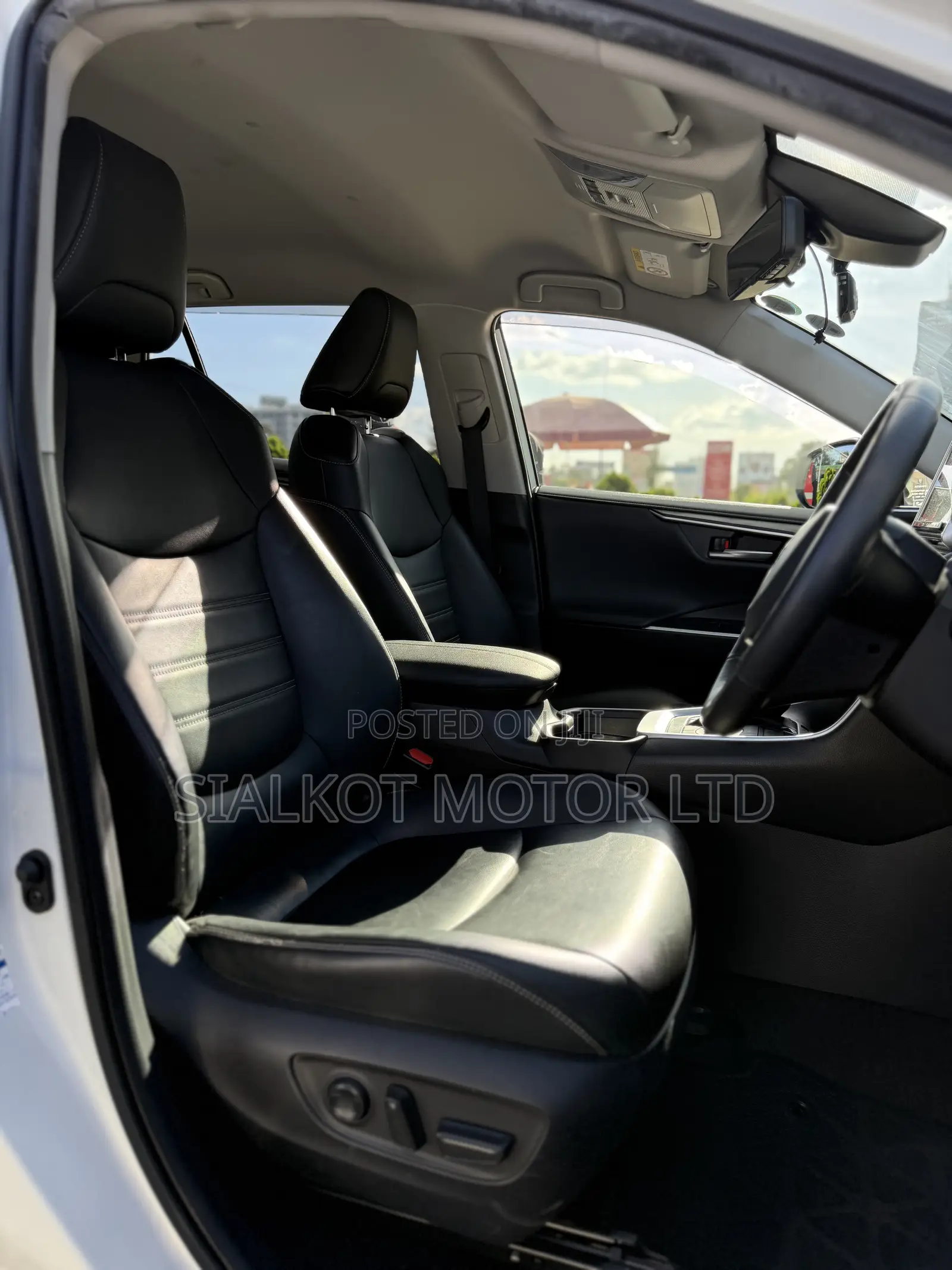 Toyota RAV4 TRD Off Road AWD 2020 White