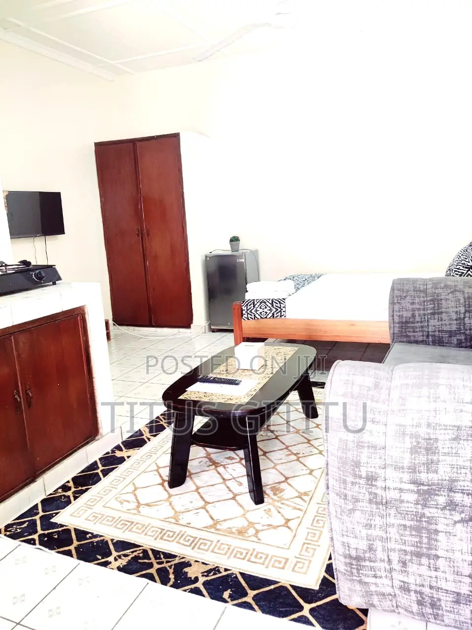 Studio Tudor With Creek Views | Cool Breeze | Near Town Fort Jesus |