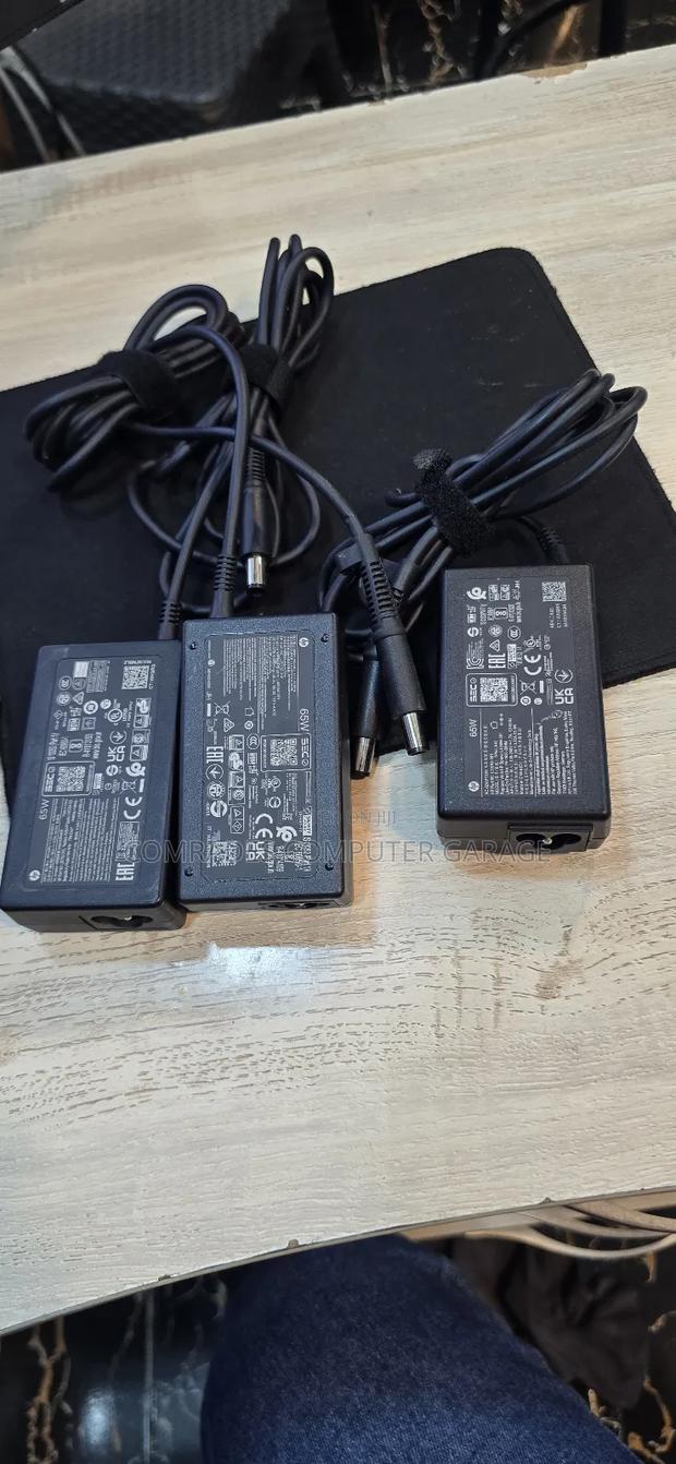 Hp Big Pin Charger 65w - thumbnail 3
