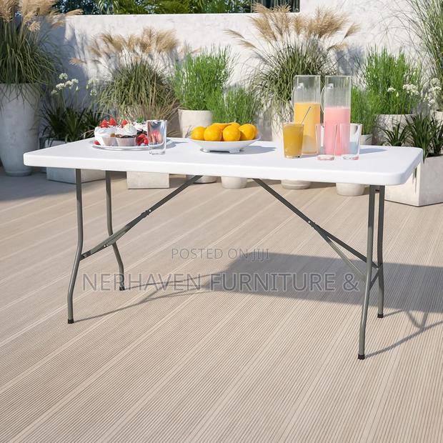 Foldable Table – Multi-Purpose Table for Many Occasions - thumbnail 2