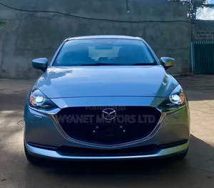 Mazda 2 2020 Silver
