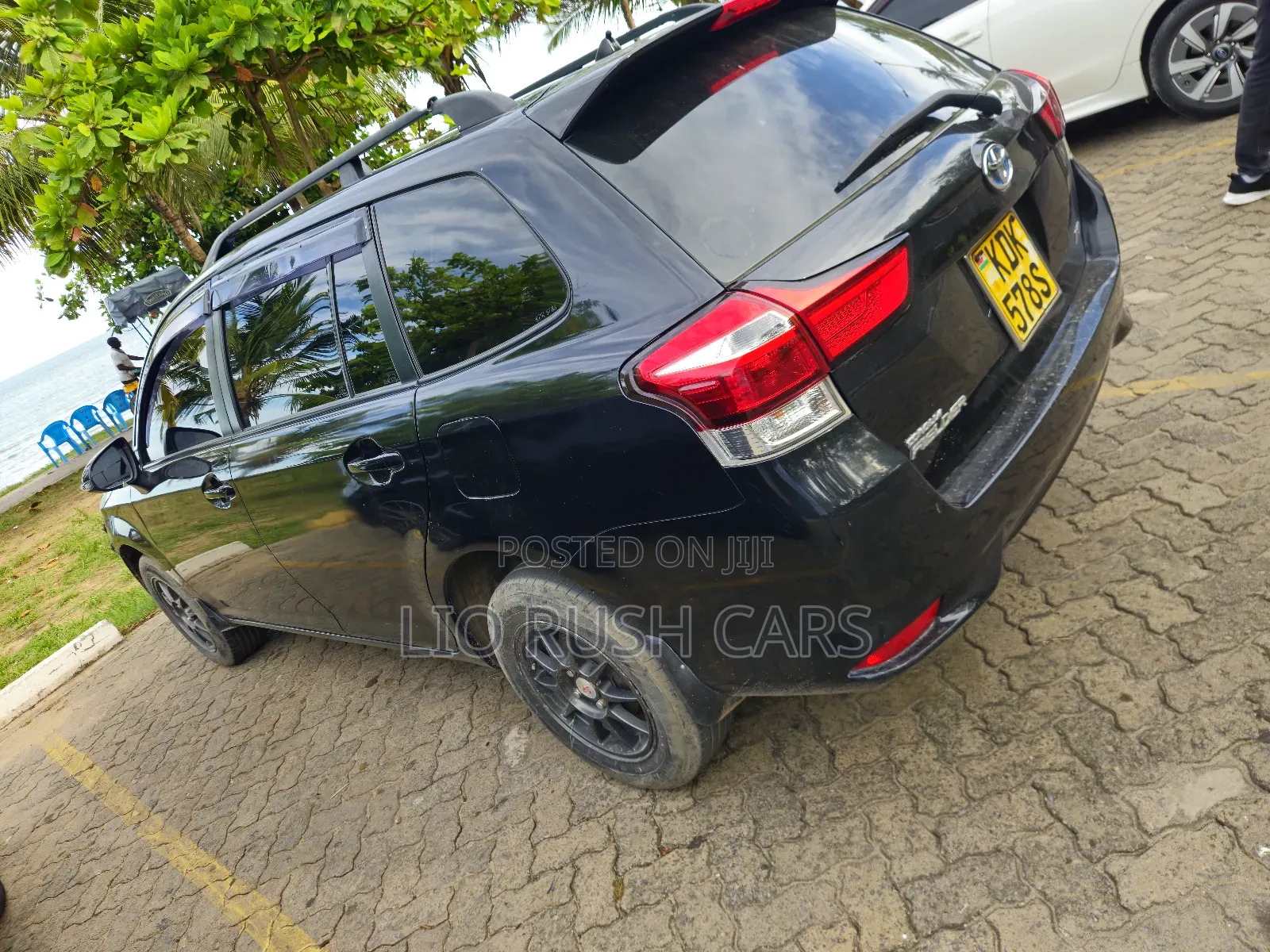Toyota Corolla Fielder 2016 Black