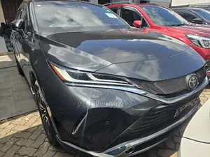 Toyota Harrier 2.0 2020 Black