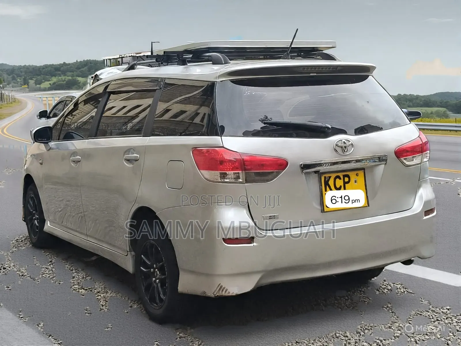 Toyota Wish 2010 Silver