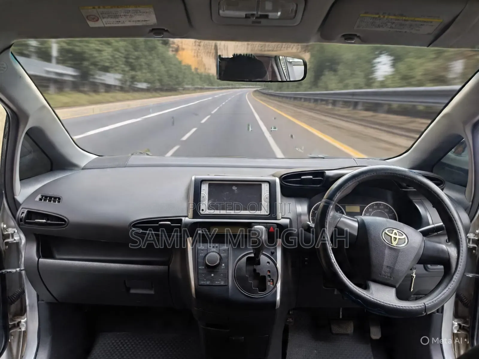 Toyota Wish 2010 Silver