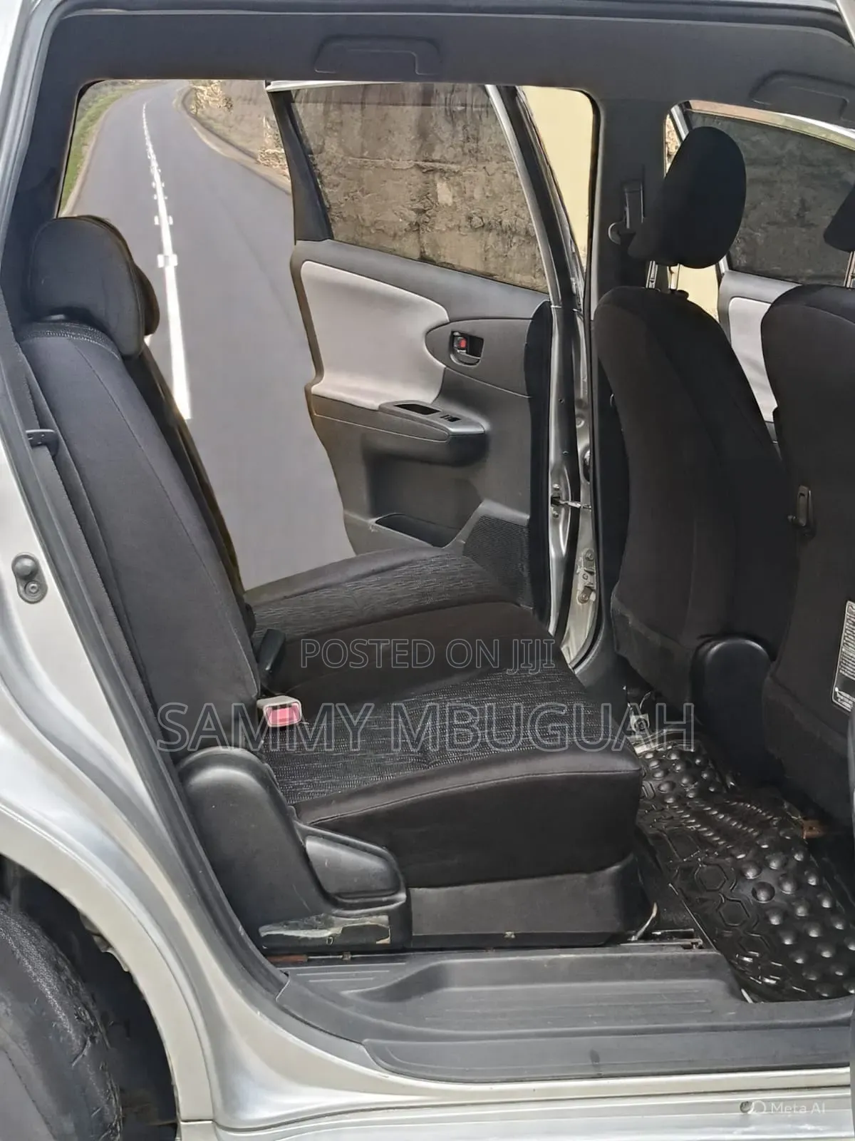 Toyota Wish 2010 Silver