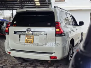 Toyota Land Cruiser Prado 2.8 2018 White