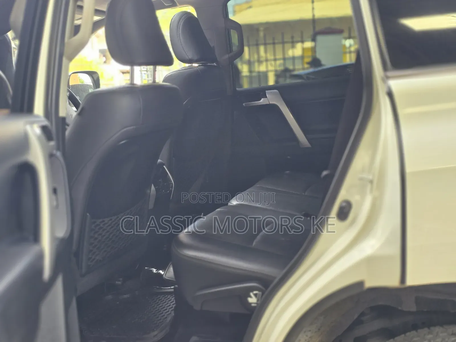 Toyota Land Cruiser Prado 2.8 2018 White