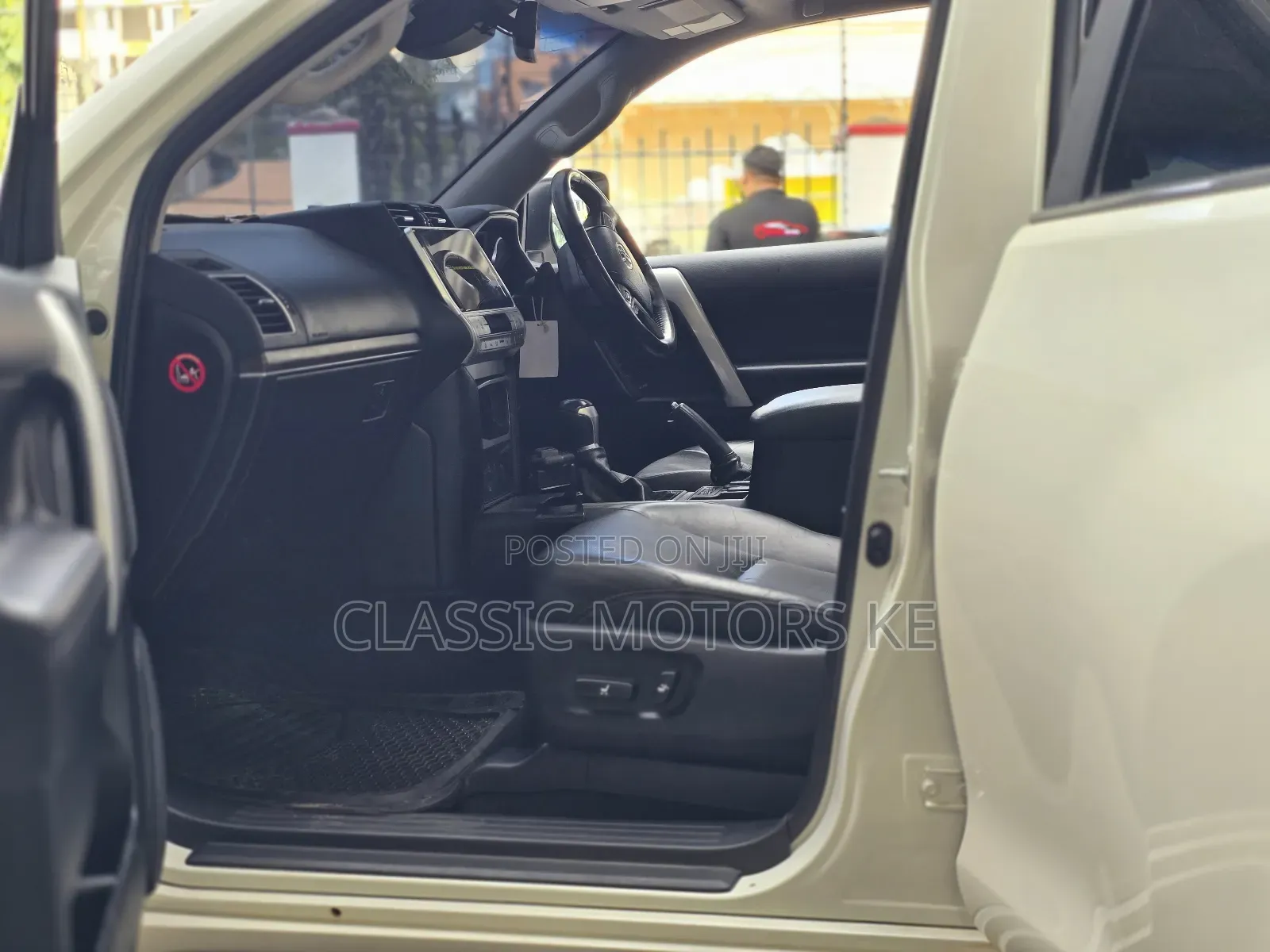 Toyota Land Cruiser Prado 2.8 2018 White
